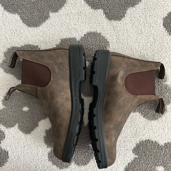 Blundstone #585 Women’s Classic Chelsea Boot - Picture 2 of 9
